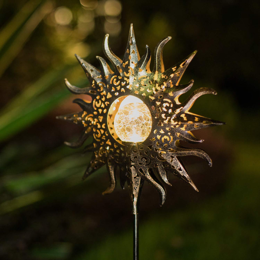 Solar Flame Effect Garden Lamp